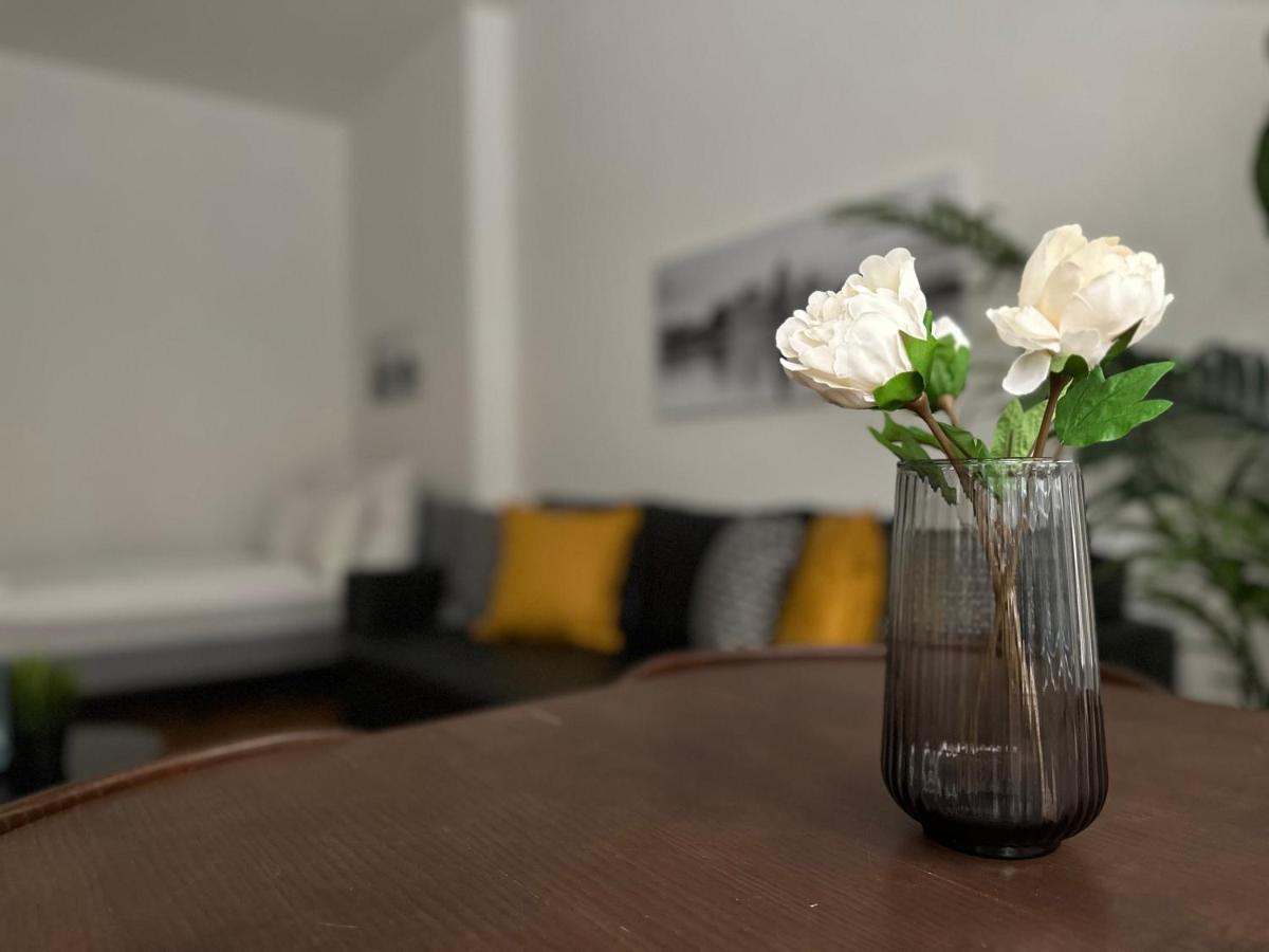 Standard Apartment By Hi5 - Petofi 12 ブダペスト エクステリア 写真